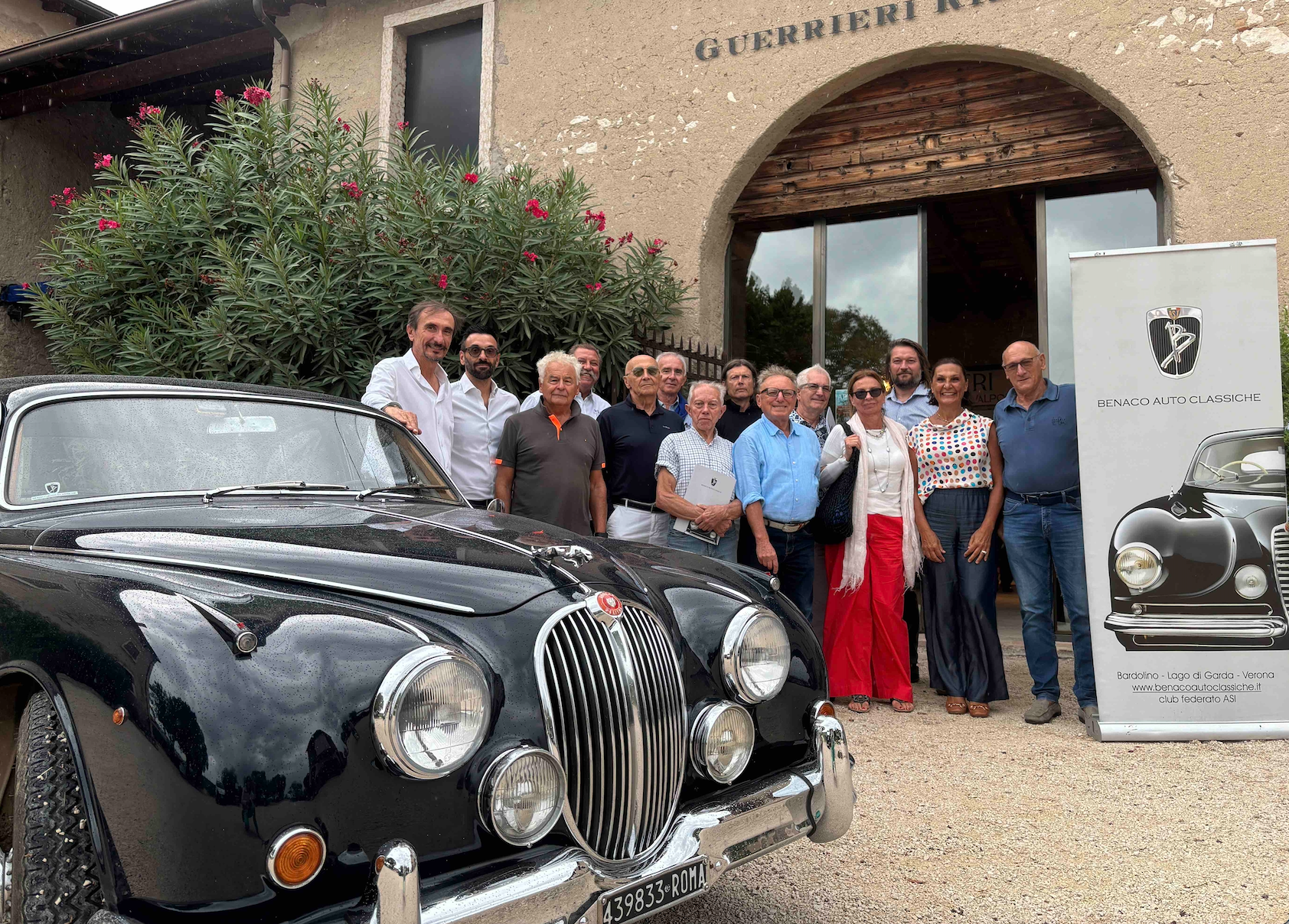 Le più belle auto classiche dei film sfilano al 6° “Garda classic car show” 